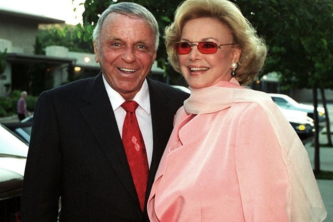 Frank in Barbara Sinatra leta 1996.