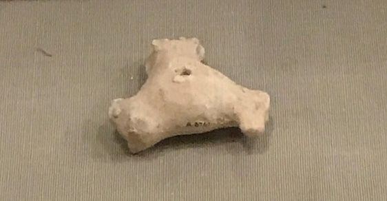 So se mezopotamski otroci igrali s prstnimi vrtavkami?