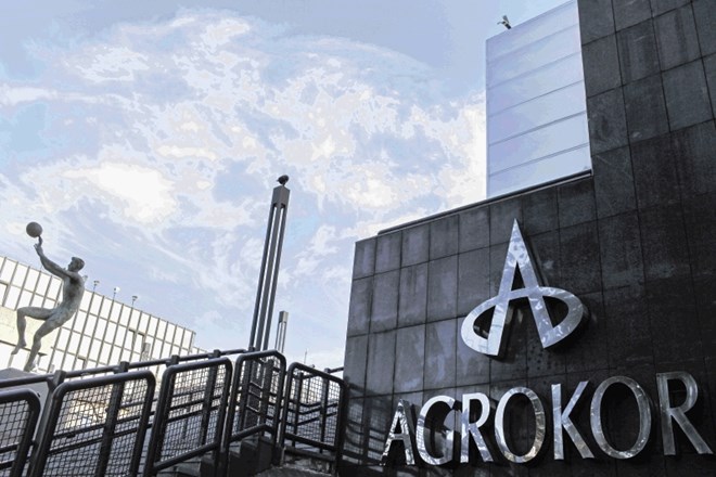 Prvo nadstropje Agrokorjeve poslovne    stavbe v Zagrebu že nekaj časa zasedajo   hrvaški tožilci in kriminalisti.
