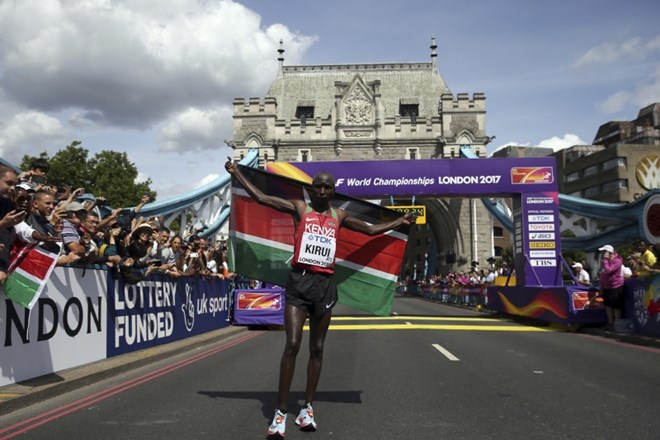 Svetovni prvak v maratonu Geoffrey Kirui AP