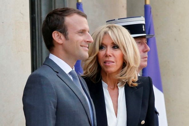 Emmanuel in Brigitte Macron.