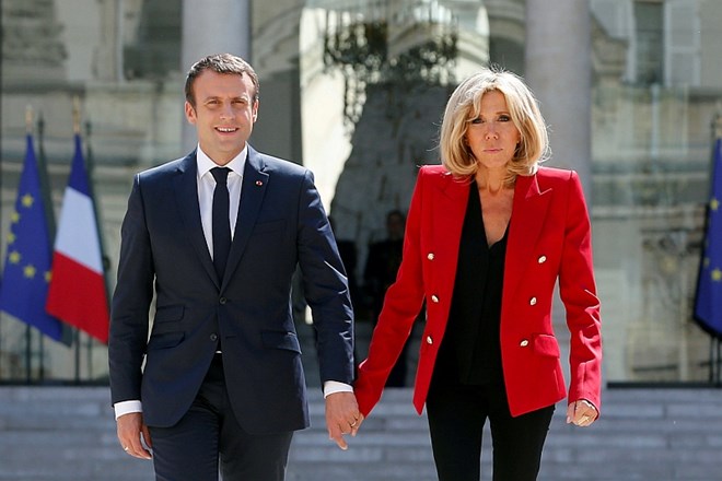 Emmanuel Macron in Brigitte Macron.