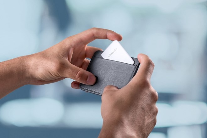 Chipolo Card je na voljo v beli barvi, ter kupcem ponuja enoletno garancijo, ter možnost vračila izdelka v 30 dneh. Chipolo...