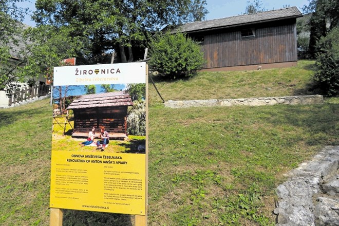 Rekonstrukcijo čebelnjaka Antona Janše na Breznici trenutno obnavljajo. Predvidoma prihodnje leto  bo občina Žirovnica ob...