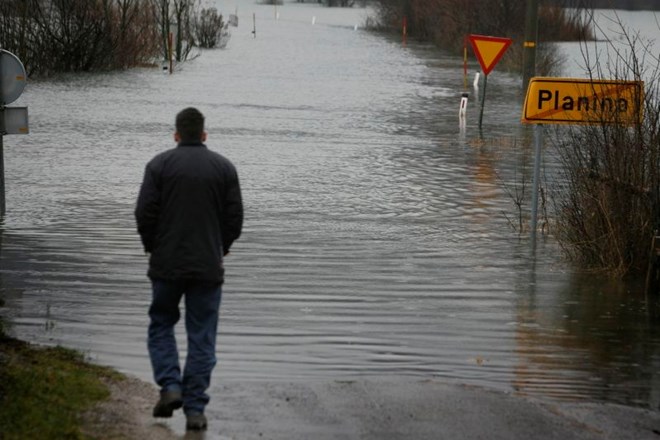 Reke po vsej državi bodo naraščale, nekatere tudi poplavile 