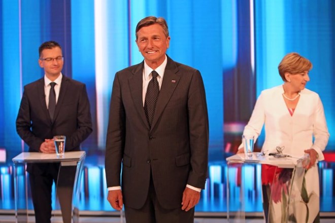 »Tracking poll«: Pahor že v prvem ali vendarle dvoboj s Šarcem v drugem krogu?