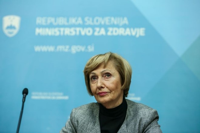 Kolar Celarčeva varuhinjo človekovih pravic obvestila o nagovarjanju bolnikov k podpori referendumu