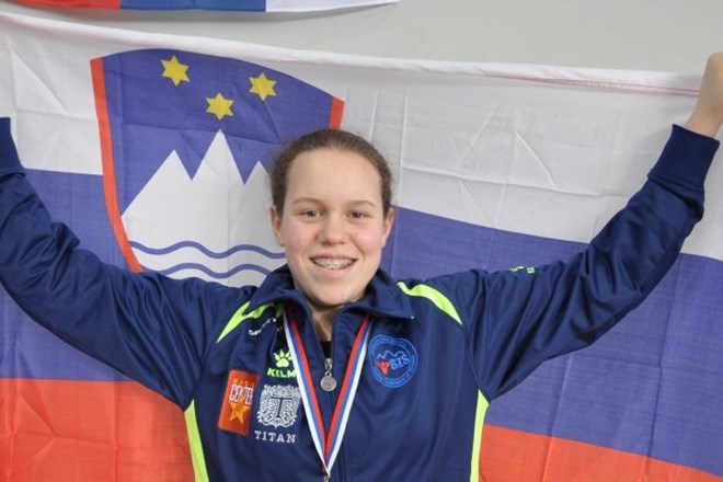 18-letna boksarka Ema Kozin v Tivoliju še do dveh naslovov svetovne prvakinje 