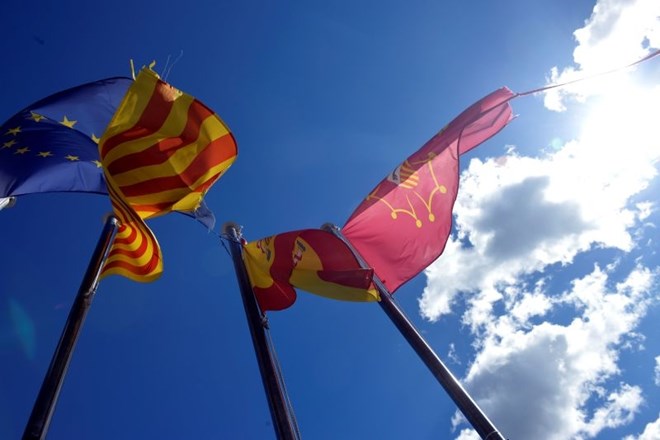 Špansko ustavno sodišče presodilo, da je bil katalonski zakon o referendumu neustaven 