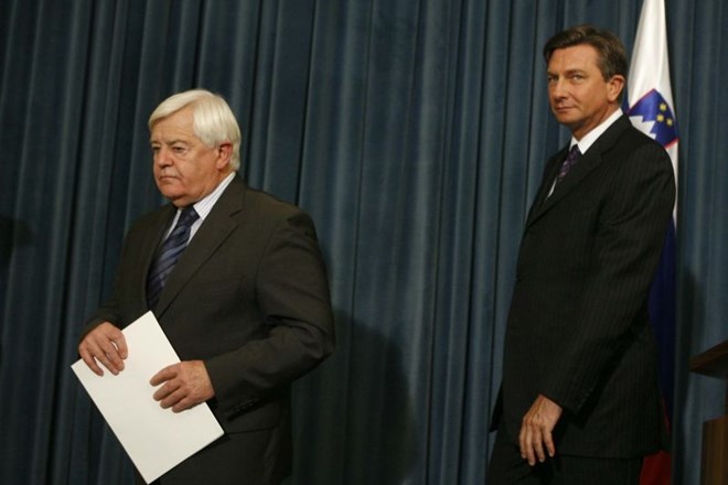 Milan Kučan zanika delovanje iz ozadja, pri kritikah Boruta Pahorja vztraja 