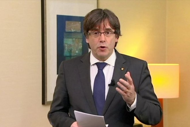 Odstavljen katalonski premier Carles Puigdemont.