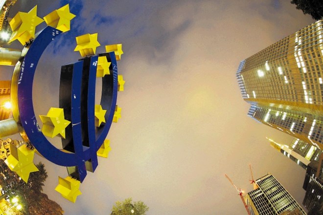 Do prihodnjega junija, ko naj bi evropski voditelji slednjič le potrdili evropske monetarne reforme, se obetajo številne...