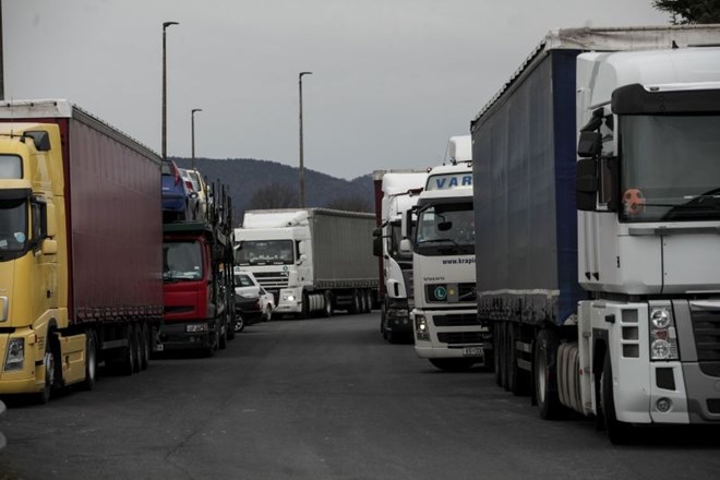 Novo cestninjenje za tovornjake z aprilom 2018, registracija je že mogoča