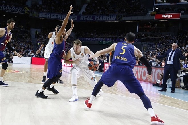 Dončić navduševal pred številnimi NBA ogledniki 