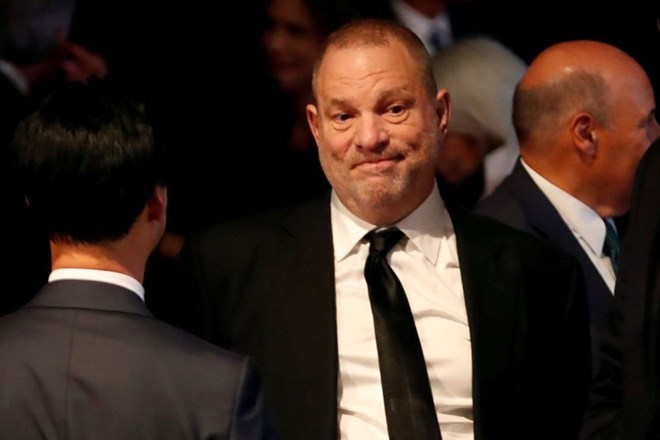 Harveyja Weinsteina, do oktobra enega najmogočnejših ljudi v Hollywoodu, je različnih spolnih napadov obtožilo več kot 80...