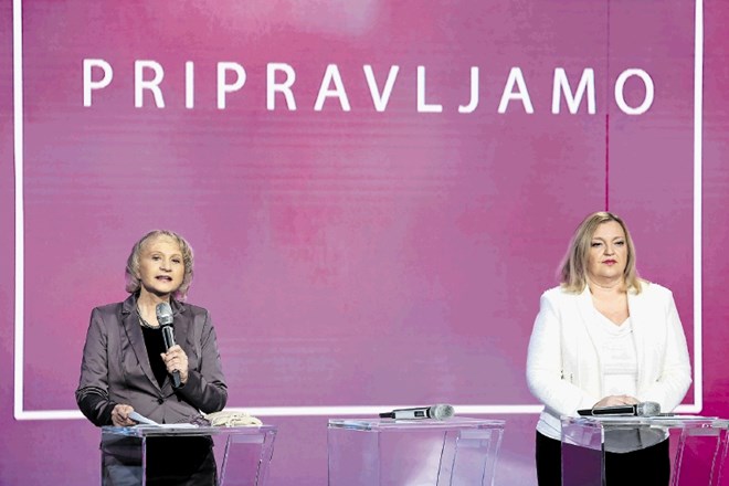 Direktorica TV Slovenija Ljerka Bizilj je predlagala razrešitev urednice Jadranke Rebernik (desno). Novinarji so razrešitev...