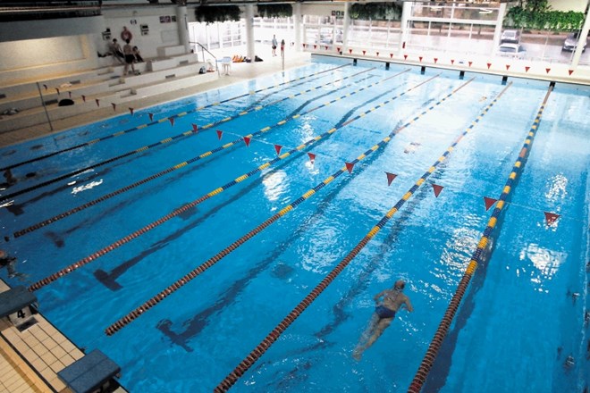 Športna infrastruktura: plavalci čakajo na pokriti olimpijski bazen
