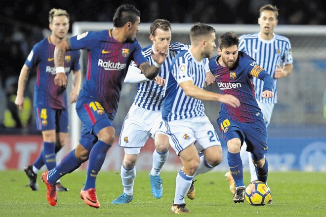 Real Sociedad je proti Barceloni zapravil prednost dveh golov.