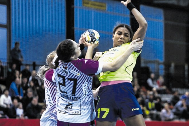 Elizabeth Omoregie je proti Rostovu dosegla osem golov.