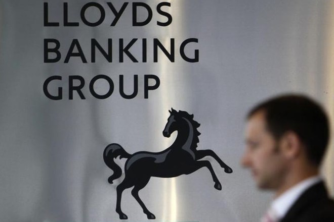 Britanski Lloyds prepovedal plačevanje bitcoinov s kreditnimi karticam