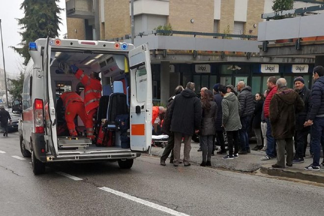 Strelec iz italijanske Macerate skupno streljal na 11 ljudi