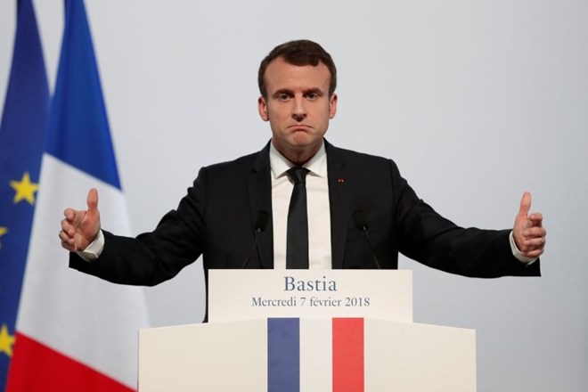 Macron v govoru razočaral korziške nacionaliste
