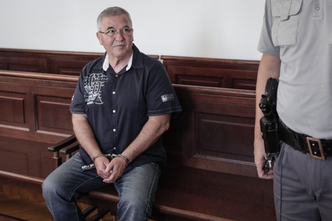 Milan Leber je na prvem sojenju tihotapljenje kokaina priznal, zdaj pa ga ne priznava več.