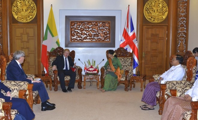 Boris Johnson med pogovorom z Aung San Suu Kyi