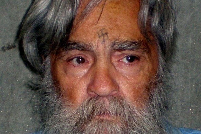 Charles Manson, zloglasni vodja kulta, ki je leta 1969 zagrešil sedem brutalnih umorov.