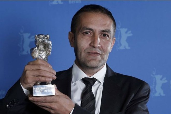 Nazif Mujić je srebrnega medveda prodal za 4000 evrov.