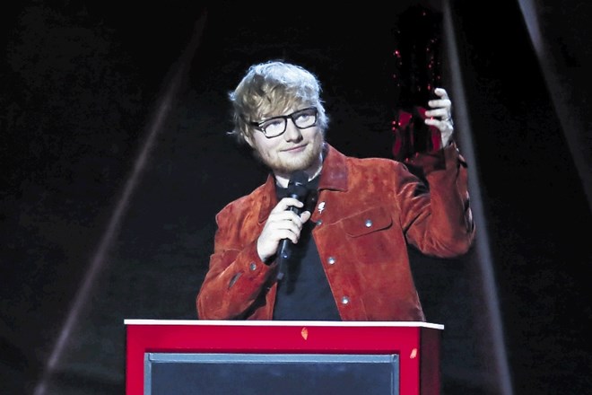 Ed Sheeran: Preden sem začel glasbeno kariero, nisem imel skrbi in nisem bil nesamozavesten zaradi svojega videza....