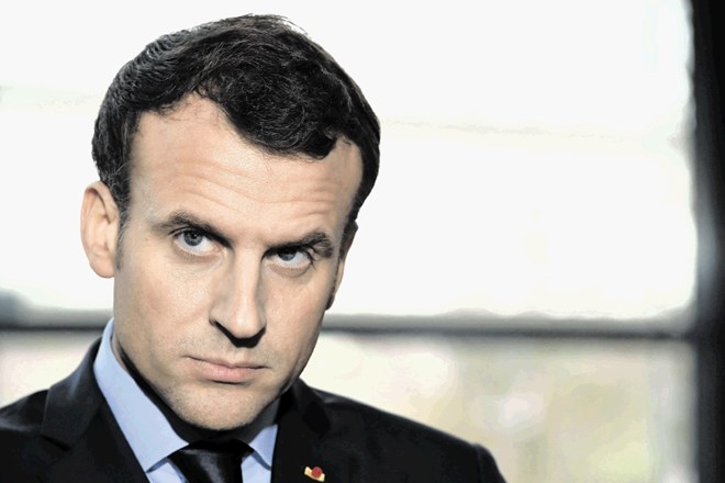 Macron naj bi se podal v nehvaležno konfrontacijo z železničarji.