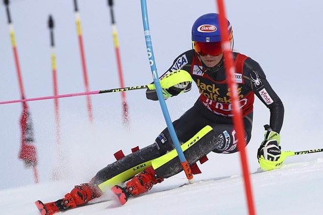 Shiffrinova najbolj prepričljiva tudi na finalnem slalomu, Bucikova 15.
