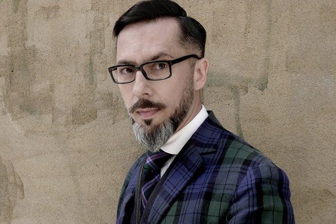 Alan Hranitelj, slovenski kostumograf: Komaj je čakal na sivino v laseh