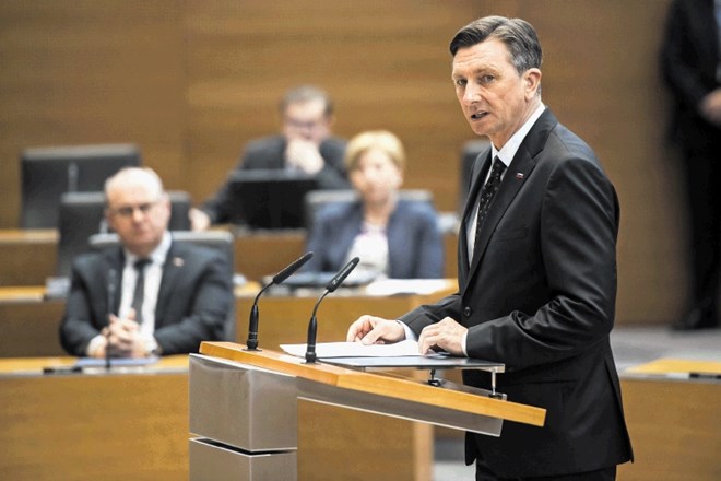 Predsednik države Borut Pahor je poslance obvestil, da novega mandatarja ne bo predlagal.
