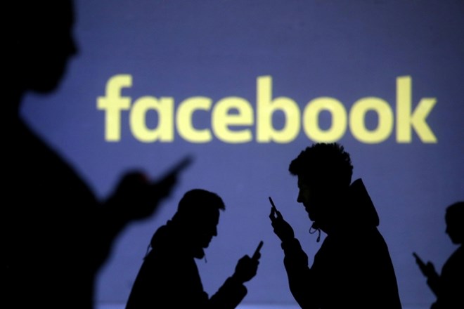 Facebook zaradi internega sporočila pod novim pritiskom