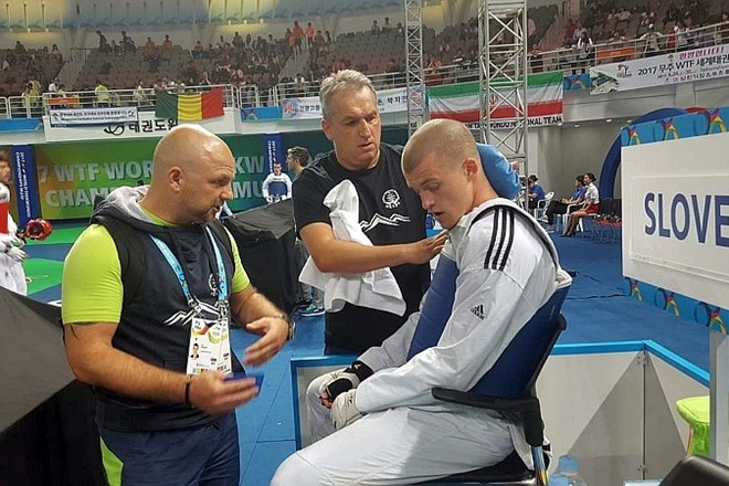 Trajković zmagal v Maroku, znova boljši tudi od olimpijskega podprvaka 