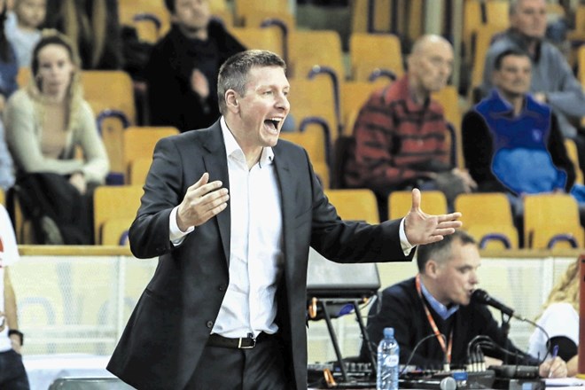 Trener Simon Petrov je s Krko postal prvi, ki je  v letošnji sezoni 2. lige ABA v Čačku premagal ekipo Borac.