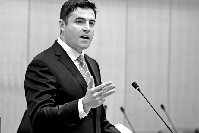 Davor Bernardić, predsednik hrvaških socialdemokratov: Arbitražna odločitev obstoji in bo zagotovo eden izmed temeljev za...