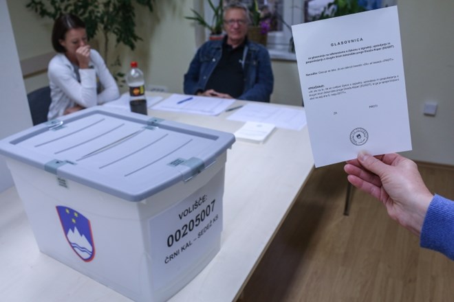 Za organizacijo ponovljenega glasovanja o drugem tiru 3,8 milijona evrov