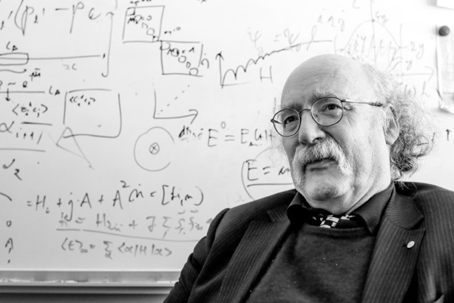 Duncan Haldane, Nobelov nagrajenec za fiziko: Za to, da dobite Nobelovo nagrado, niti ni treba biti ne vem kakšen genij,...