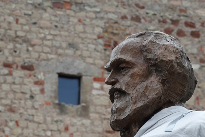 Kip Karla Marxa v njegovem rojstnem mestu Trier.