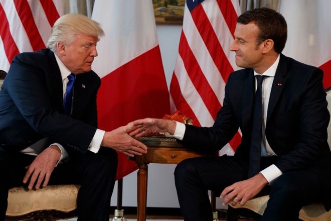 Macron bo Trumpa skušal prepričati k ohranitvi sporazuma.