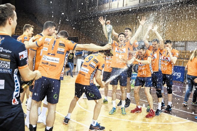 Odbojkarji ACH Volleyja so se veselili novega naslova državnega prvaka.