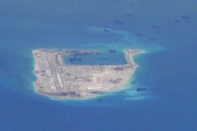Kitajska naj bi v Južnokitajskem morju namestila raketne sisteme 