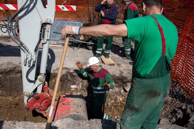 Med deficitarnimi poklici na območju Območne službe Ljubljana Zavoda za zaposlovanje je pomožni gradbeni delavec na področju...