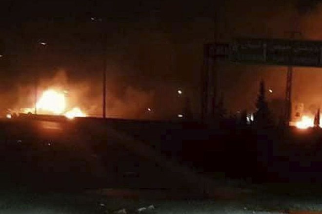 Izrael napadel iranske položaje v Siriji, v Savdski Arabiji prestregli raketi