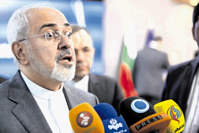 Iranski zunanji minister Džavad Zarif je po srečanju s komisarko Federico Mogherini dejal, da sta se pogovarjala odkrito in...