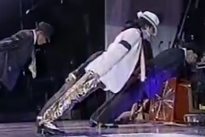 Zdravniki pojasnili nemogoč plesni korak Michaela Jacksona 