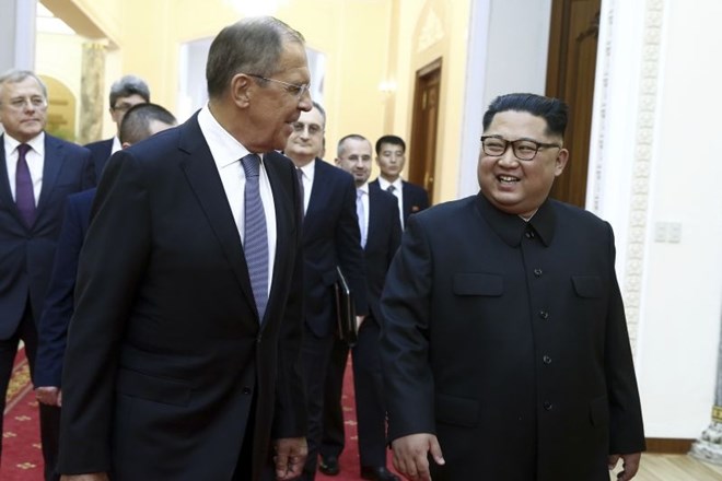 Sergej Lavrov se je s Kimom uspel srečati prej kot Donald Trump